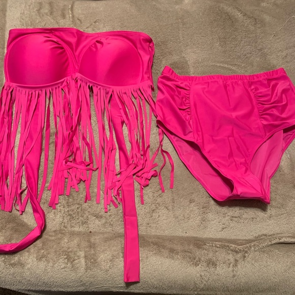 Swimsuit - Picture 1 of 5